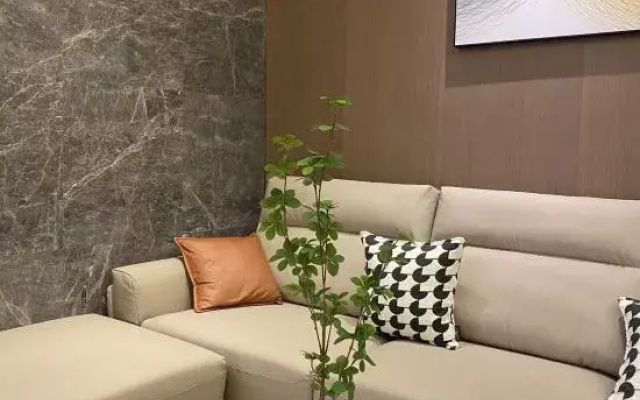 Lanling Lanqiao Hotel