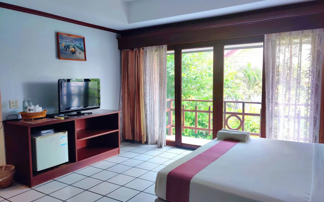 Thong Paeka Hotel