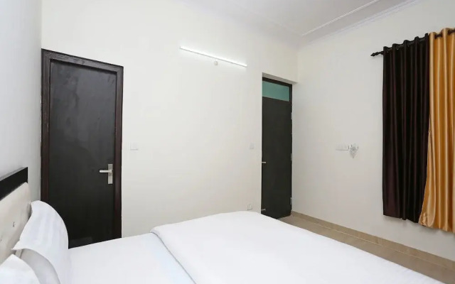 OYO 10853 Home 2BHK Bhimtal lake