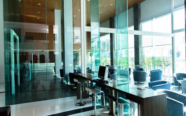 Siam Triangle Hotel