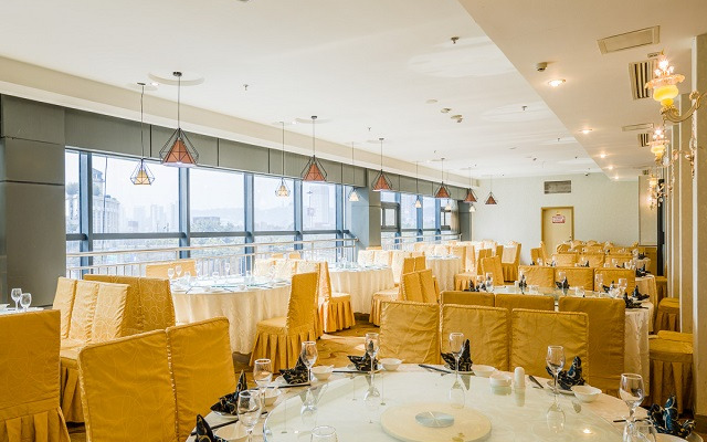 Borrman Hotel Chongqing North Railway Station