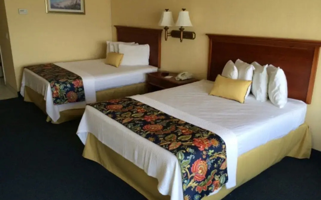 Emerald Shores Resort