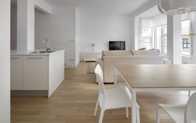 Karkizano Apartment by FeelFree Rentals