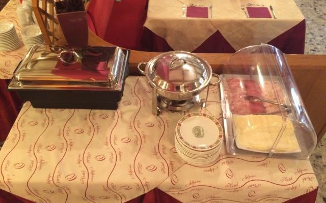 Hotel Alpino