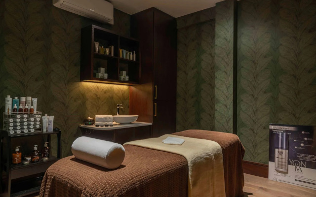 Glenroyal Hotel & Leisure Club