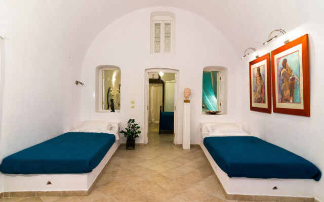 Santorini Paradise