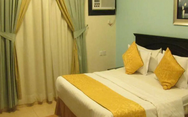 Square Venice Furnished Residential Units