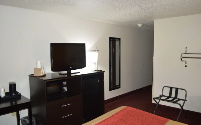 Super 8 Ames