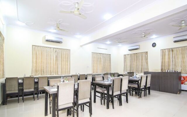 OYO 2032 Hotel Exotica