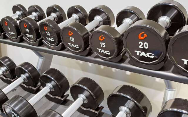 La Quinta Inn & Suites by Wyndham Hartford - Bradley Airport