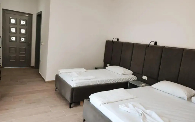 Petros rooms