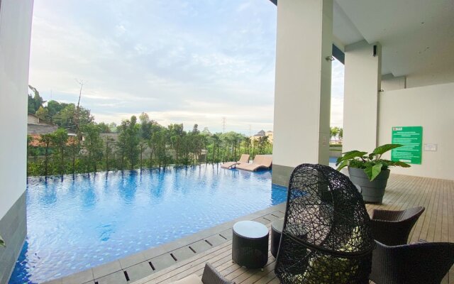 Breeze Apartments at Bintaro by OkeStay
