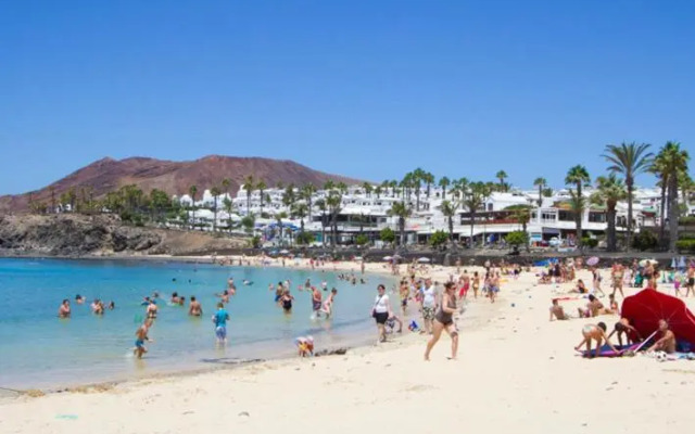 Playa Flamingo B