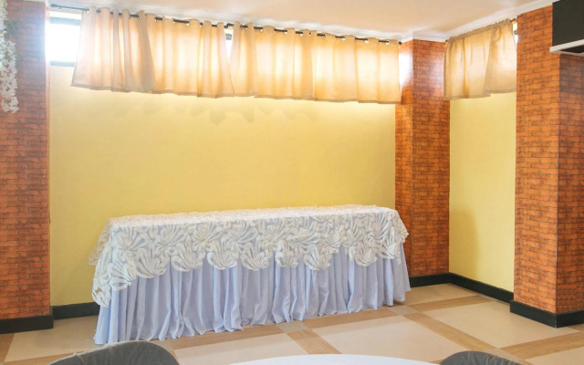 RedDoorz Plus Near Bamboo Organ Las Piñas