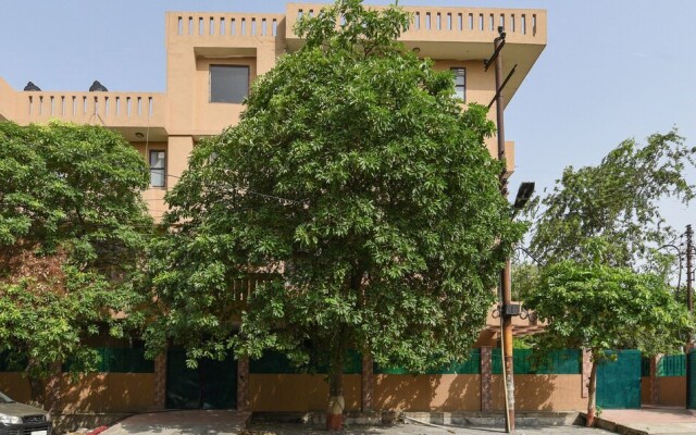 Treebo Trip Golden Villa