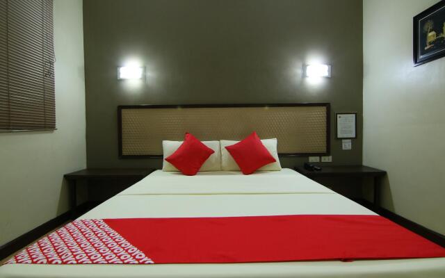 OYO 110 Asiatel Airport Hotel