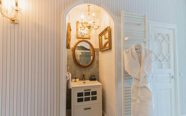 The Pearl - Marbella B&B