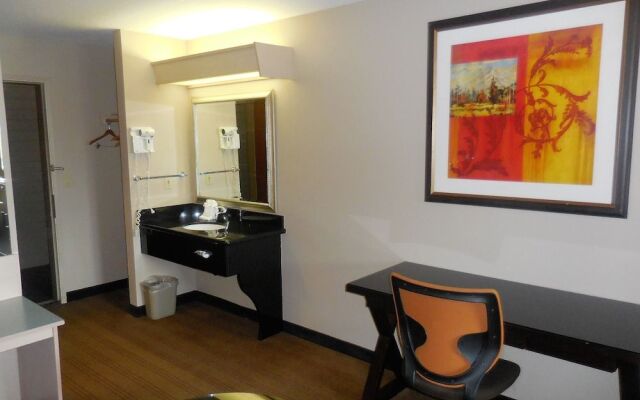Briarwood Suites