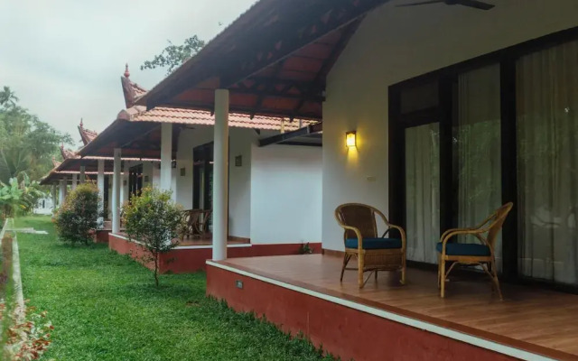 Palmgrove Lake Resort