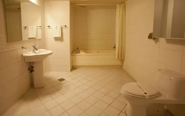Gunsan Riverhill Hotel