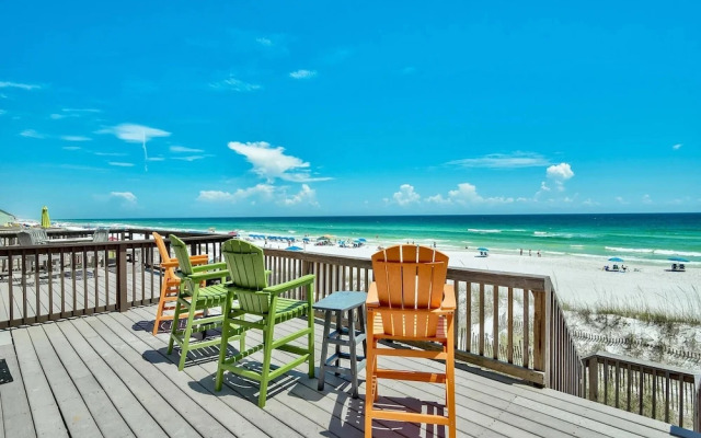 Green Reef Townhomes by Resort