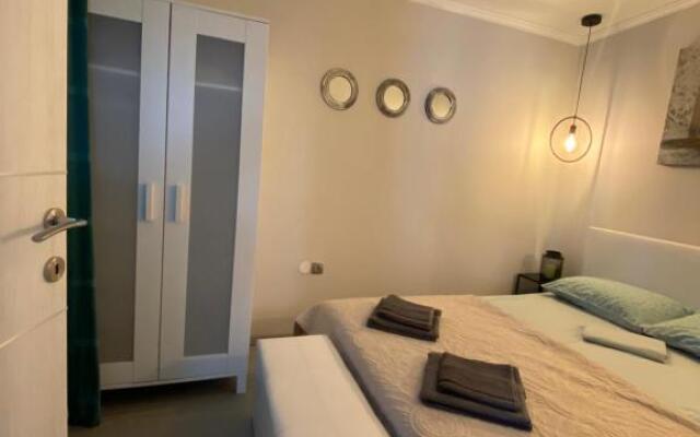 The Apricot Seafront Beach House