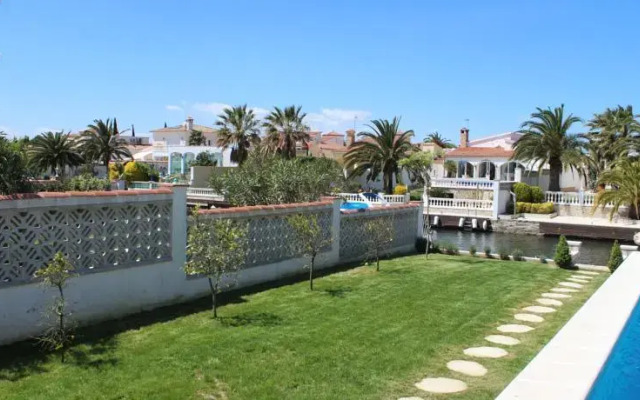 Villa on the Canal