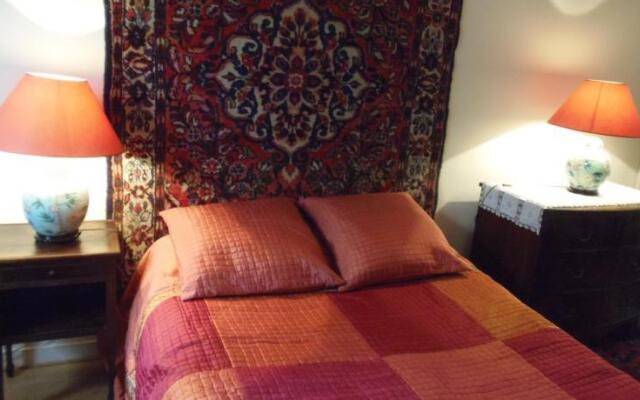 Bed And Breakfast Levallois 2