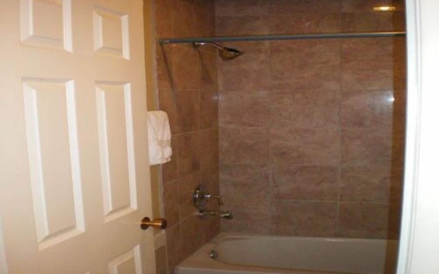 Economy Inn & Suites
