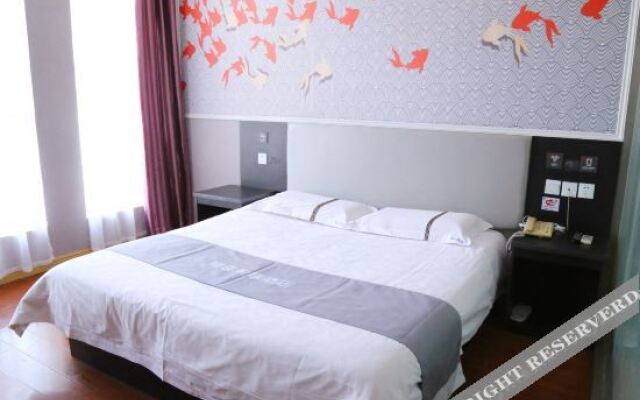 Light Stay·Yuexiang Hotel (Suning Jiulongzhu Dongzhou Road Branch)