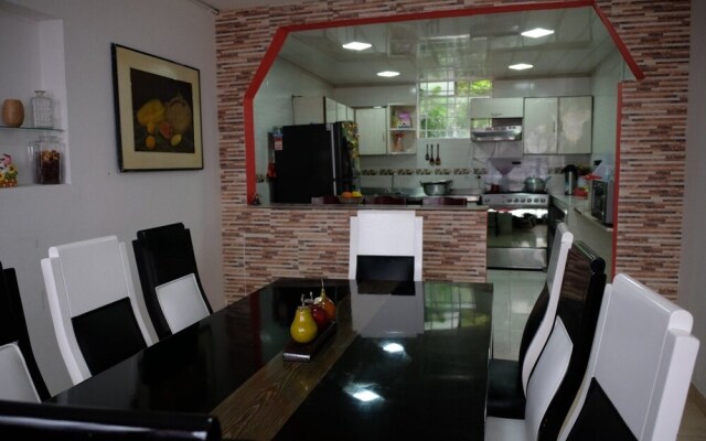 Hostal Villa Gloria