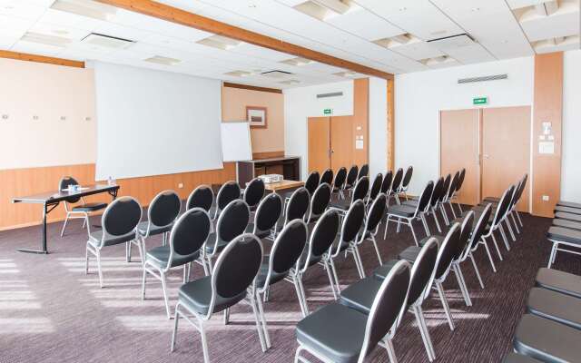 KYRIAD MONTCHANIN - Le Creusot