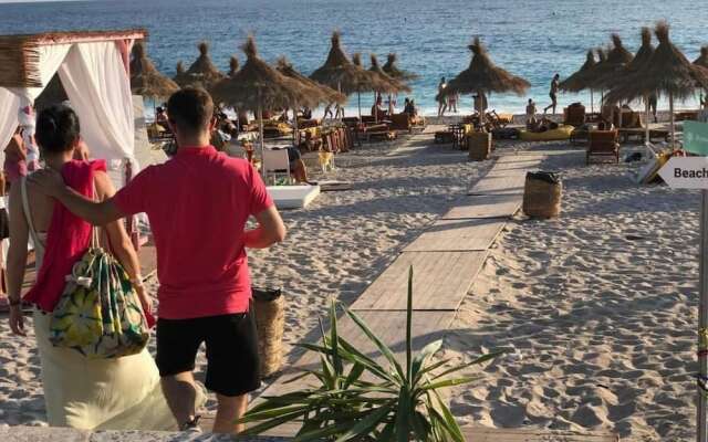 Drymades Bungalows