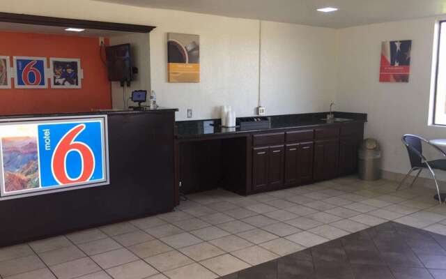 Motel 6 Waco, TX