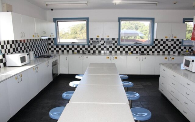 Rooftop Travellers lodge
