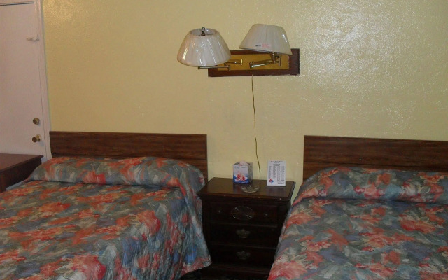 Shore Winds Motel
