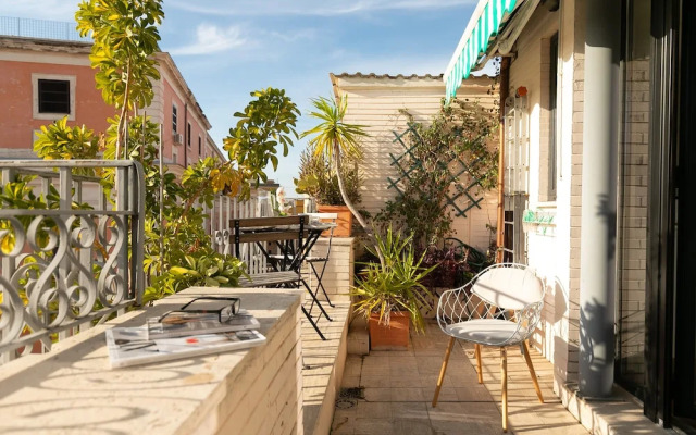 Wonder Two BR Apartment with Terrace