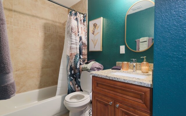 Saint Joseph Suites Down Town Tampa