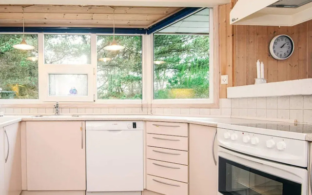 Secluded Holiday Home in Henne near Beach