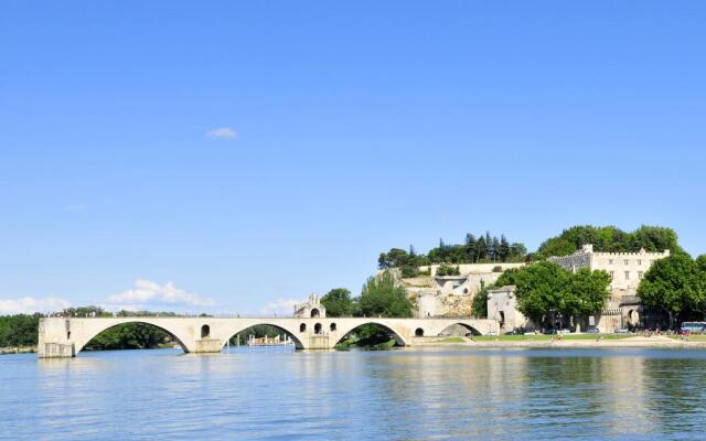 ResidHotel Golf Grand Avignon