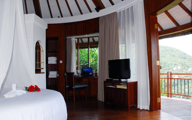 Yalong Bay Earthly Paradise Birds Nest Resort （Mountain Villas)