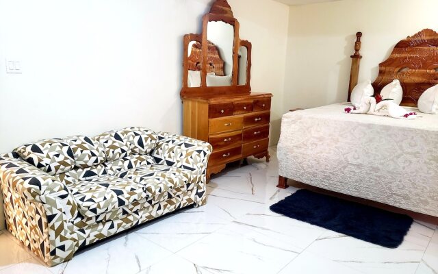 Chateau's Tranquil Apartments
