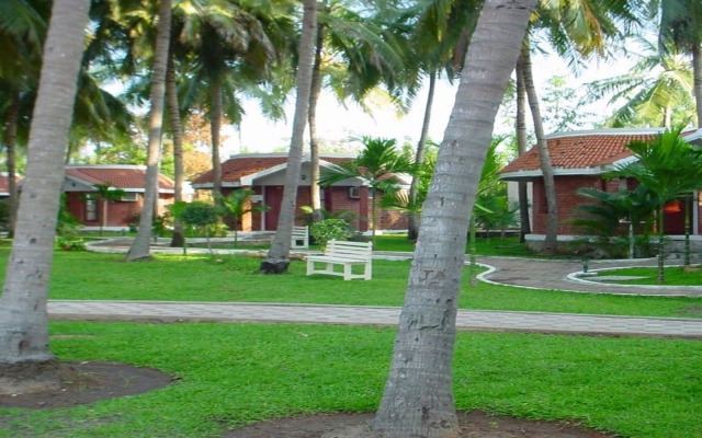 Green Coconut Resort