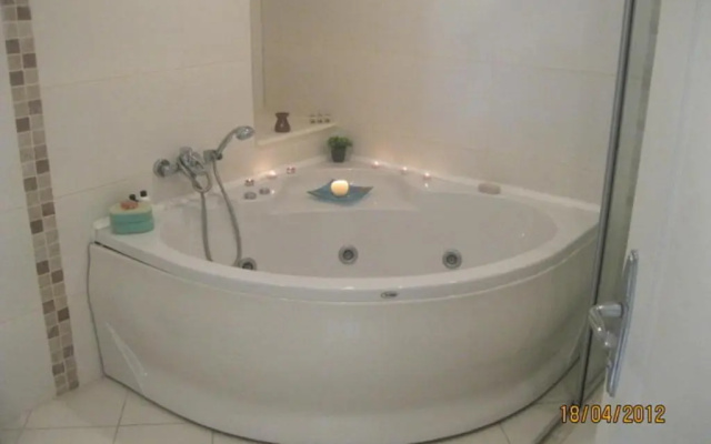 Spacious 2 Bed 2 Bath Home in one of Side's Most Popular Communities
