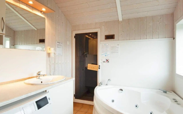 Three-Bedroom Holiday home in Grömitz 5