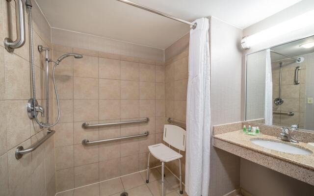 Holiday Inn Manassas - Battlefield by IHG