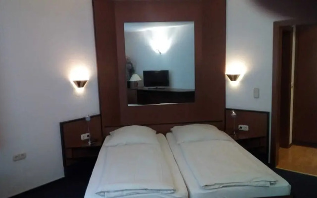 Hotel Loewensteiner Hof Haus am Neuplatz