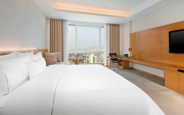 The Westin Mumbai Garden City – Guest Rooms – Mumbai
