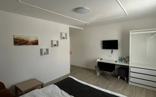 Dido Diamond Hotel