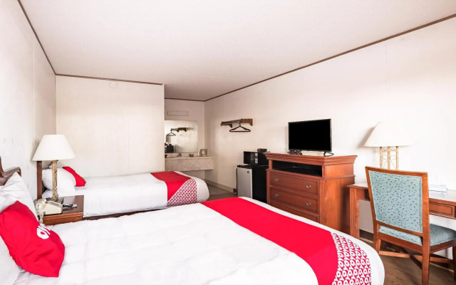 OYO Hotel Windmill Branson